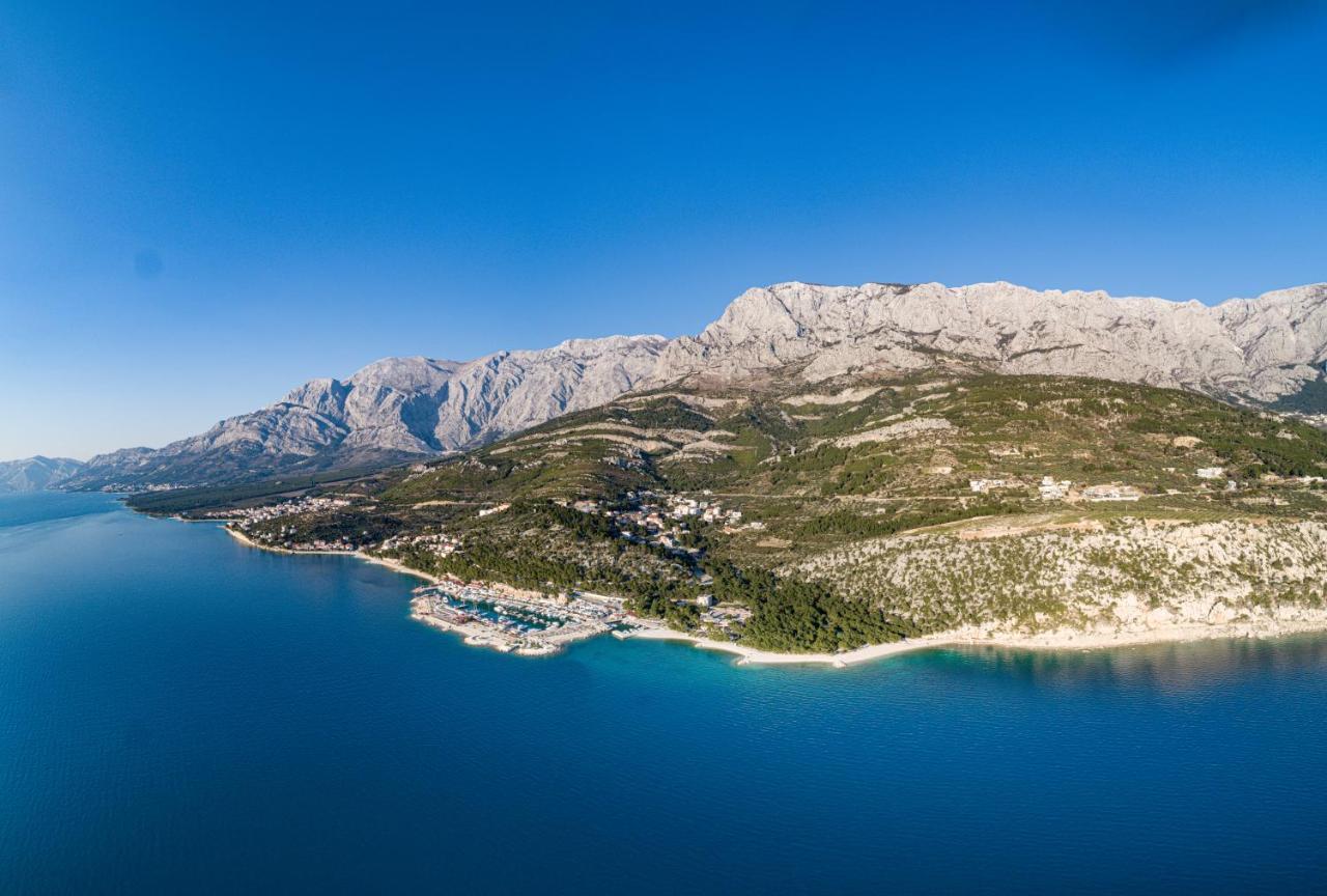 Adria Relax 2 *